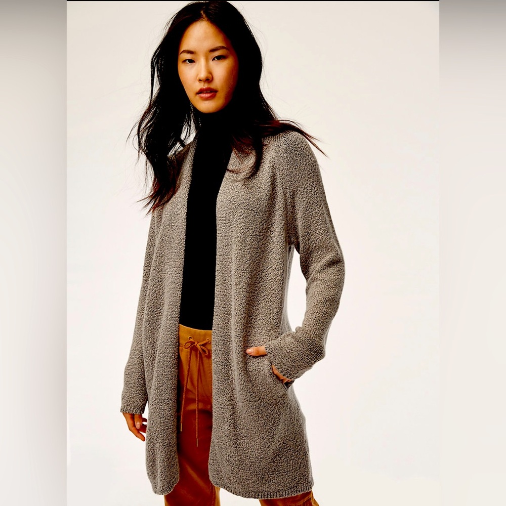 Aritzia Community Vetus Sweater S